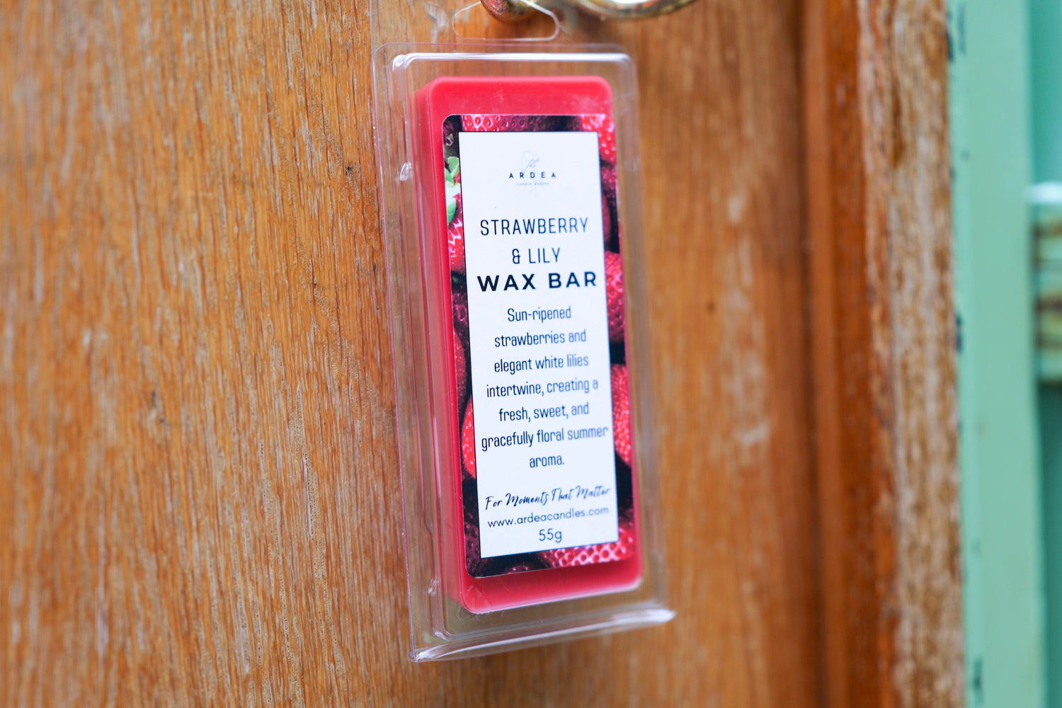 Strawberry & Lily Luxury Wax Melt Snap Bar