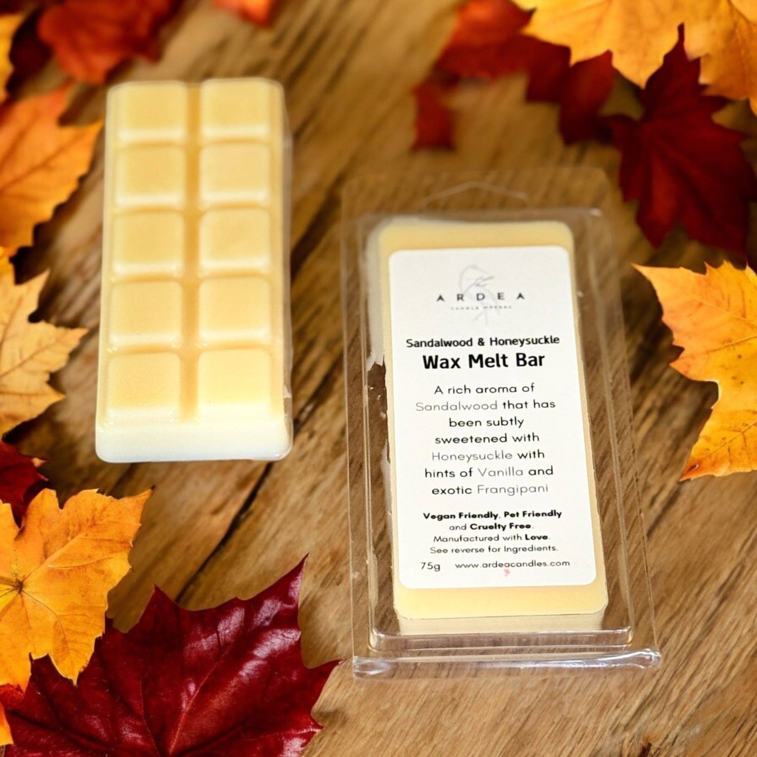 Sandalwood & Honeysuckle Breakable Wax Melt Bar